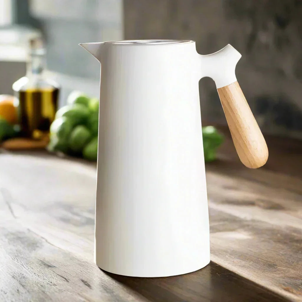 Stylish Thermos Flask with Long Heat and Cold Retention - NordicTherm-White-State of Style