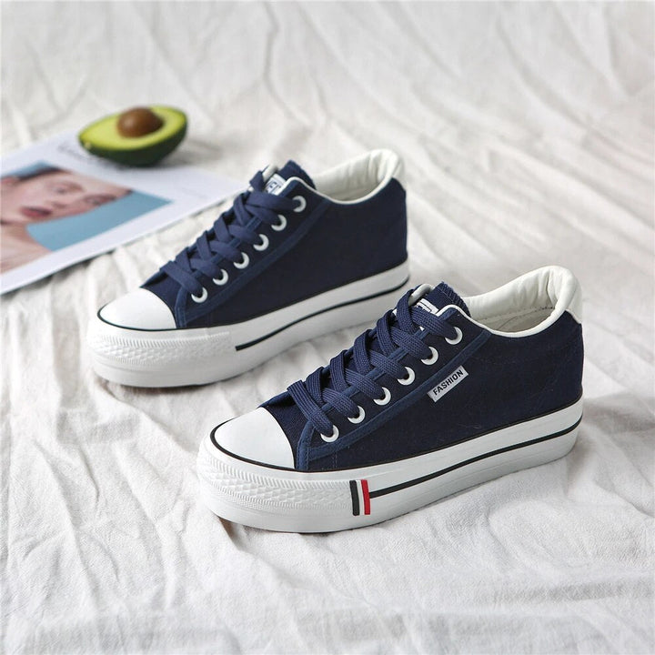 Stylish women's canvas sneakers with platform sole – Leonie-Dark blue-3-State of Style