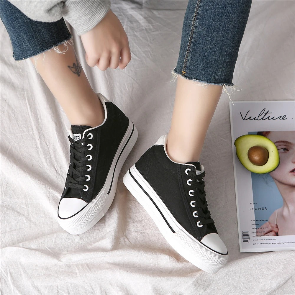 Stylish women's canvas sneakers with platform sole – Leonie-Dark blue-3-State of Style