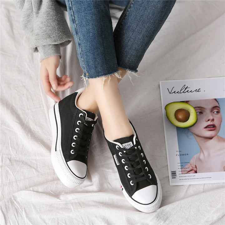 Stylish women's canvas sneakers with platform sole – Leonie-Dark blue-3-State of Style