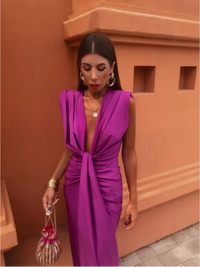 Trendy evening dress with a deep V-neck & tailored fit – Malina-Fuchsia-S-State of Style