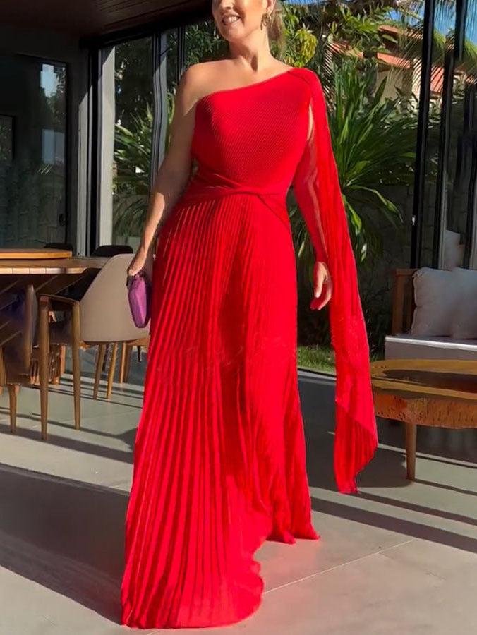 Trendy one-shoulder maxi dress with pleats – Mirella-Red-XS-State of Style
