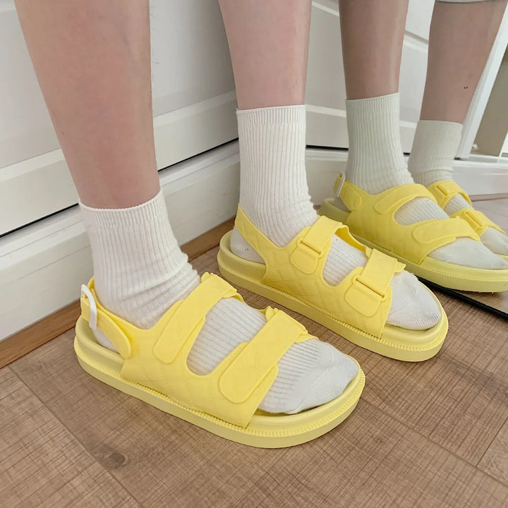 Trendy platform sandals in Korean style for women - Alina-Rose pink-3-State of Style