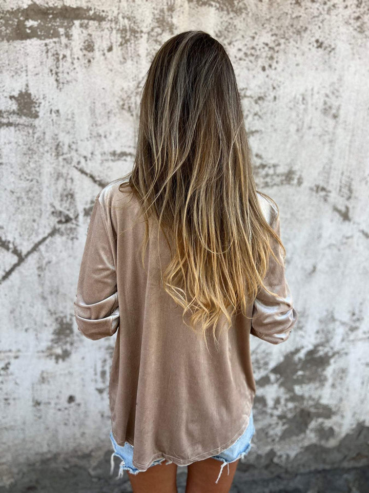 Trendy Velvet Blouse with Long Sleeves - Clara-Pink-S-State of Style