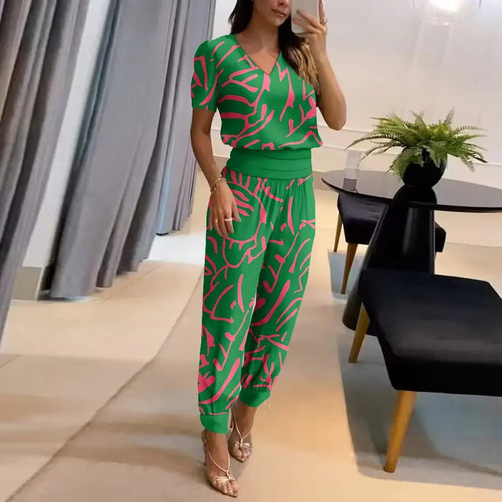 Trendy Women's Outfit - Viviana-Green-S-State of Style