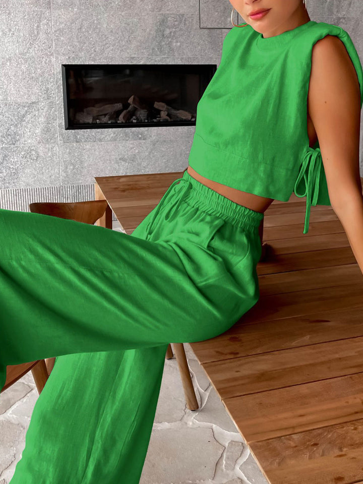 Two-piece summer set with crop top and trousers – Valeria-Green-S-State of Style