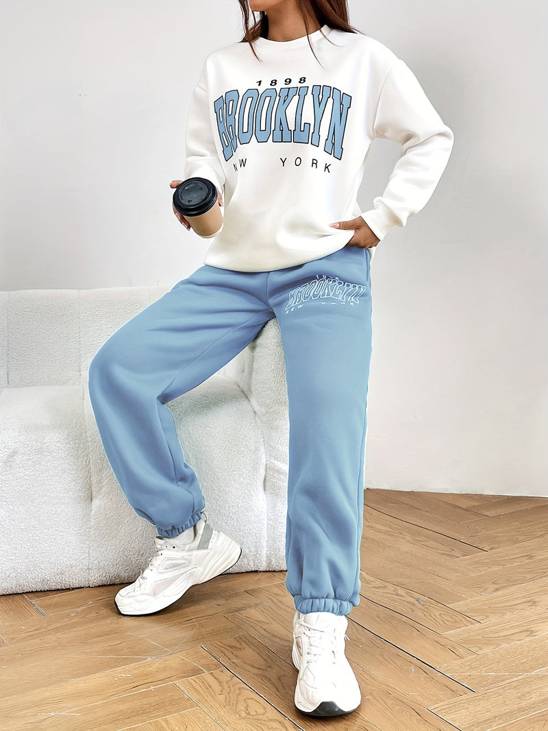 Two-Piece Tracksuit with Trendy Letter Print - Isabelle-Green-S-State of Style