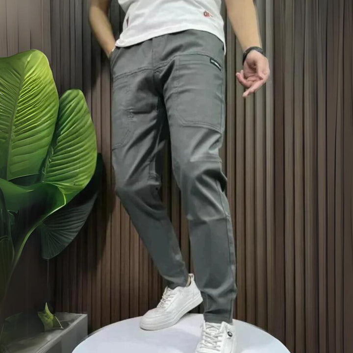Versatile Men's Cargo Pants | Stylish and Functional-Black-29-State of Style