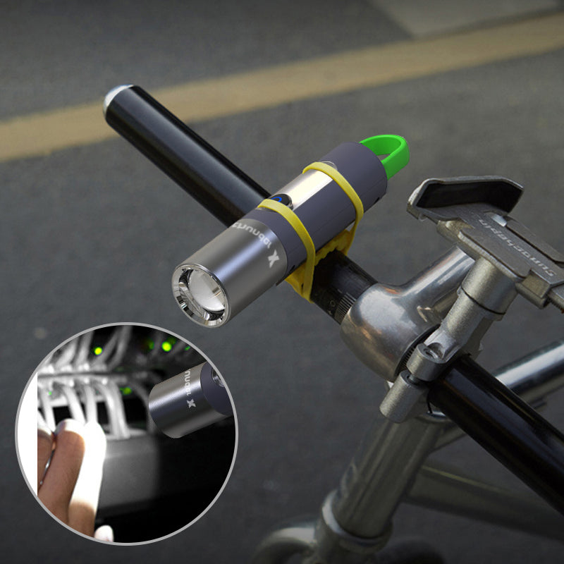 Zoomable LED Flashlight - LumaZoom-State of Style