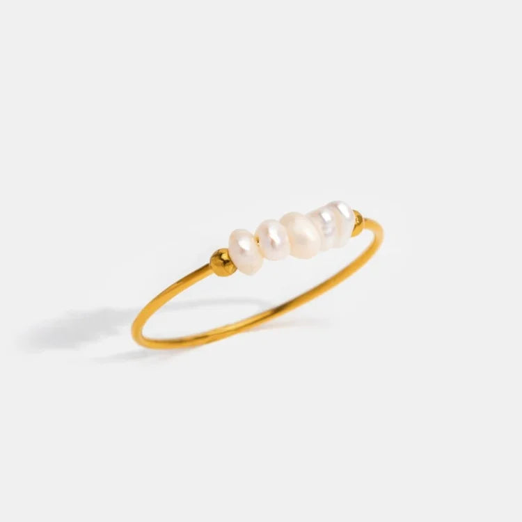 Classic Gold Pearl Ring – Sophie