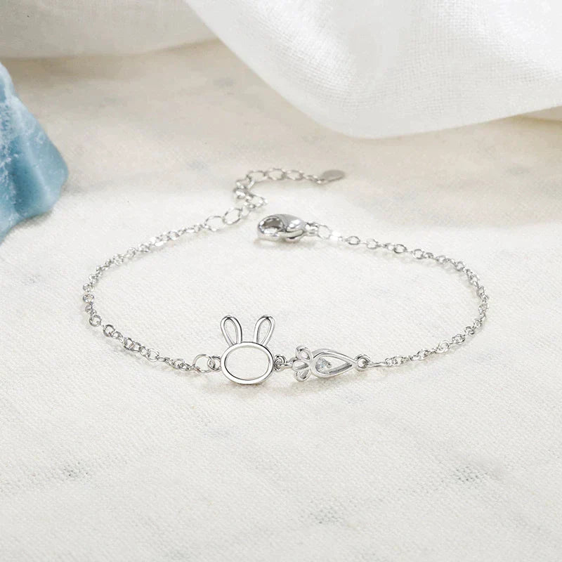 CHARMING RABBIT PENDANT BRACELET