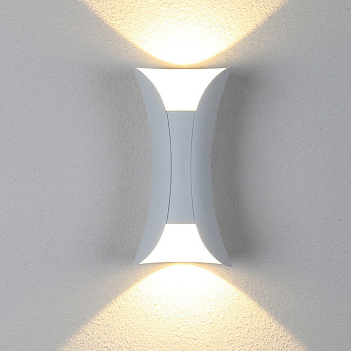 Modern LED Outdoor Wall Lamp - LumiEdge