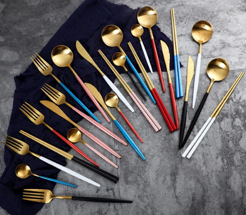 24-Piece Stainless Steel Gold-Silver Luxury Cutlery Set – RoyalGlow-Black-State of Style
