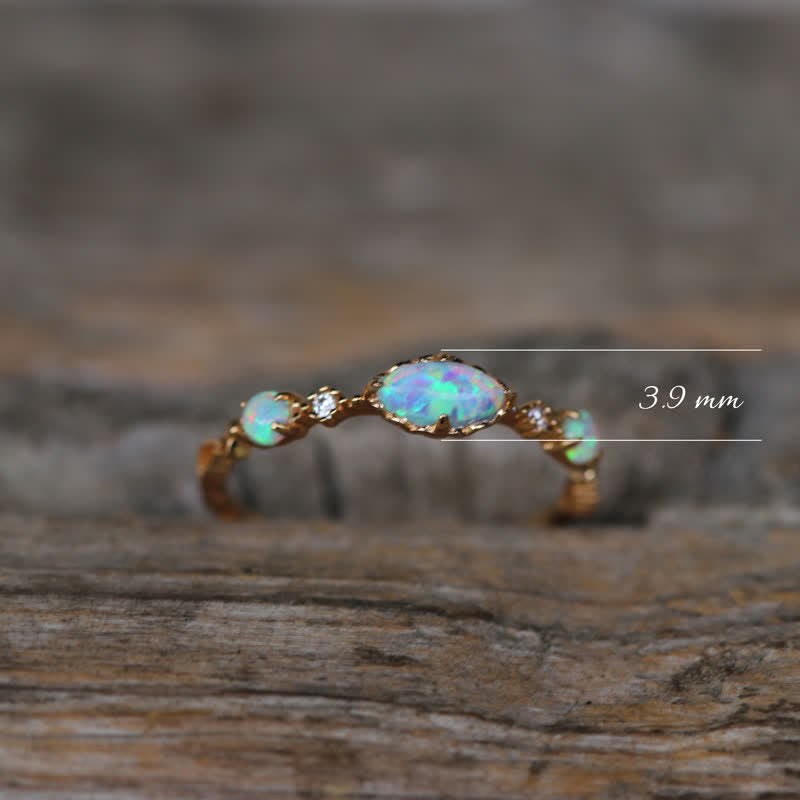 "Love and Sincerity" - Opal Vintage Ring - Isabella