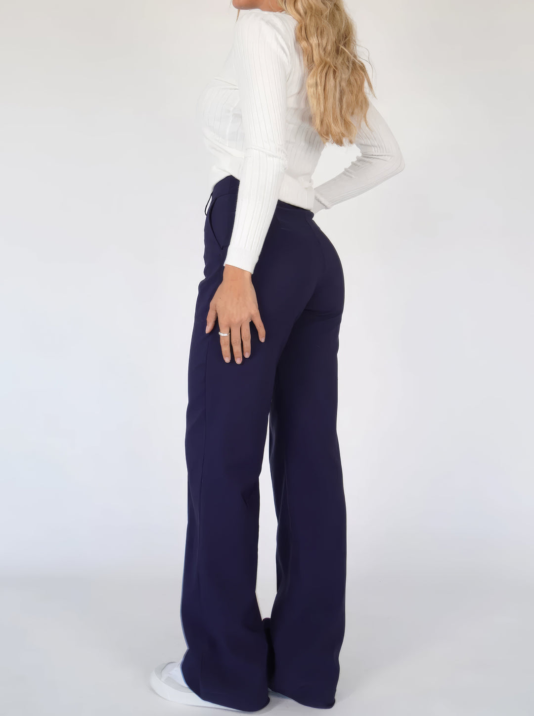 Stylish Wide Ladies Trousers – Aurelia