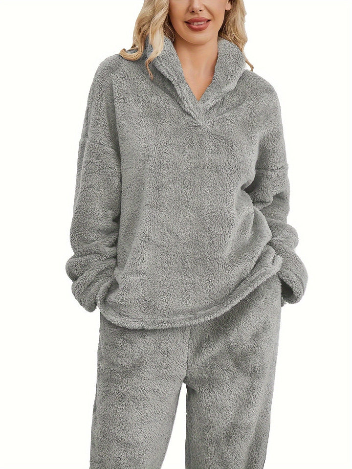 Warm Coral Fleece Women's Loungewear Set – Fenna