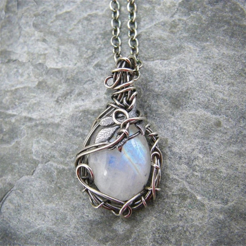 Retro Moonstone Necklace - Selene