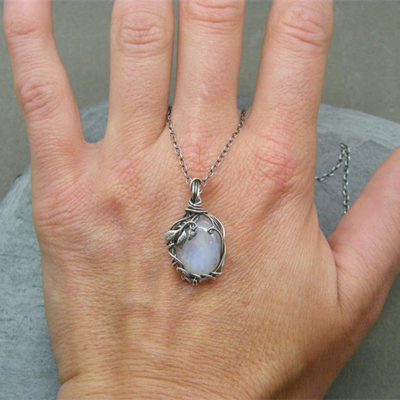 Retro Moonstone Necklace - Selene