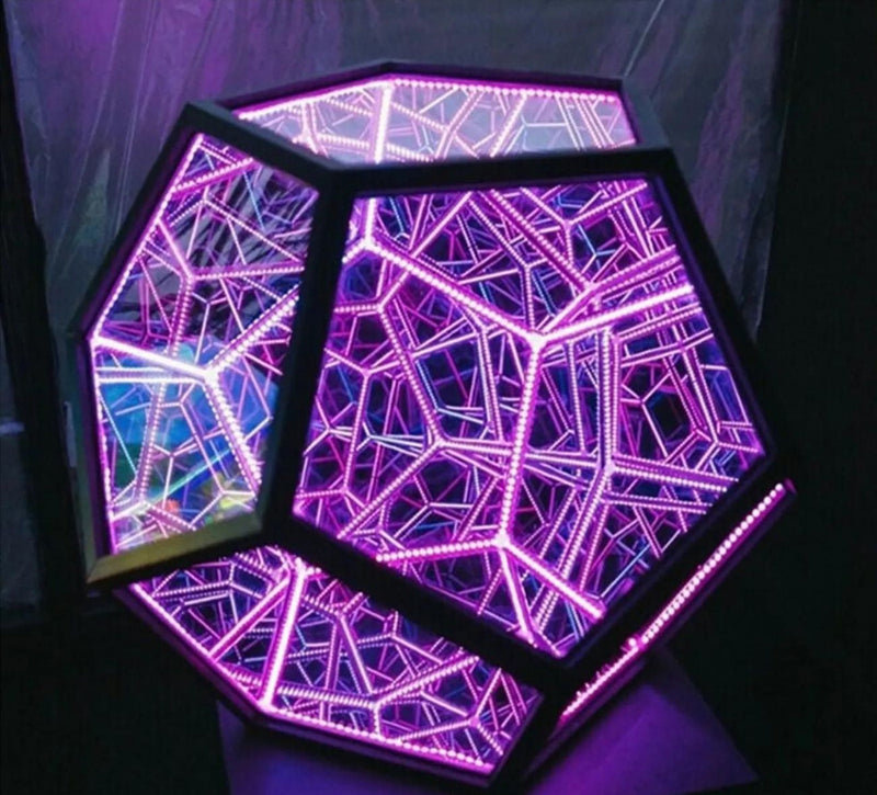 3D LED Light Ball with Depth Illusion – LumaCore-12-faced 20x20x20cm-State of Style