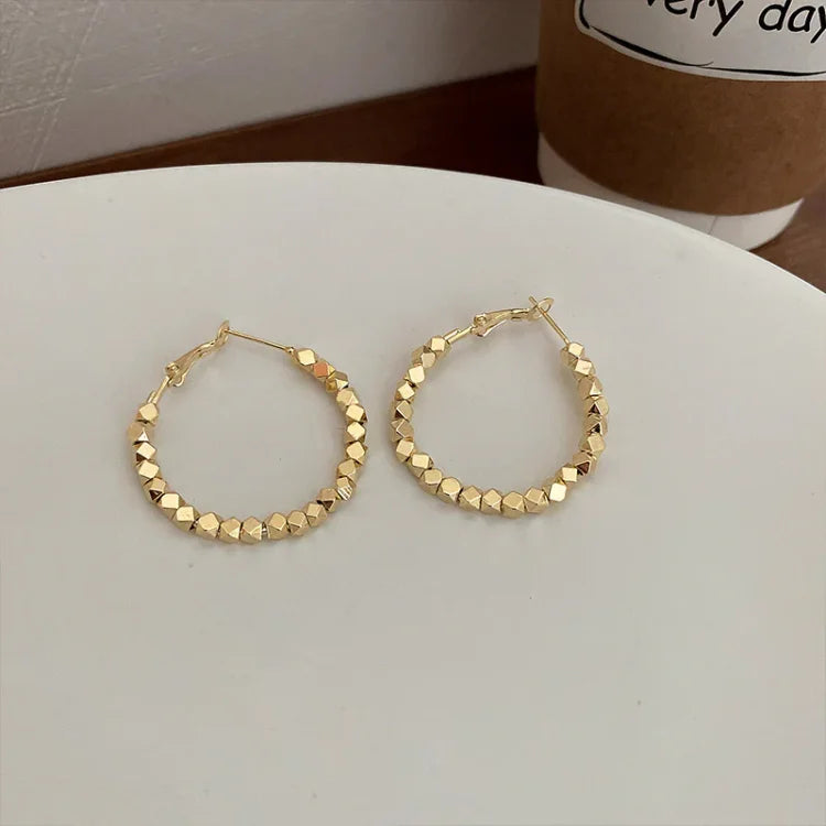 Basic Hoop Earrings – Nina