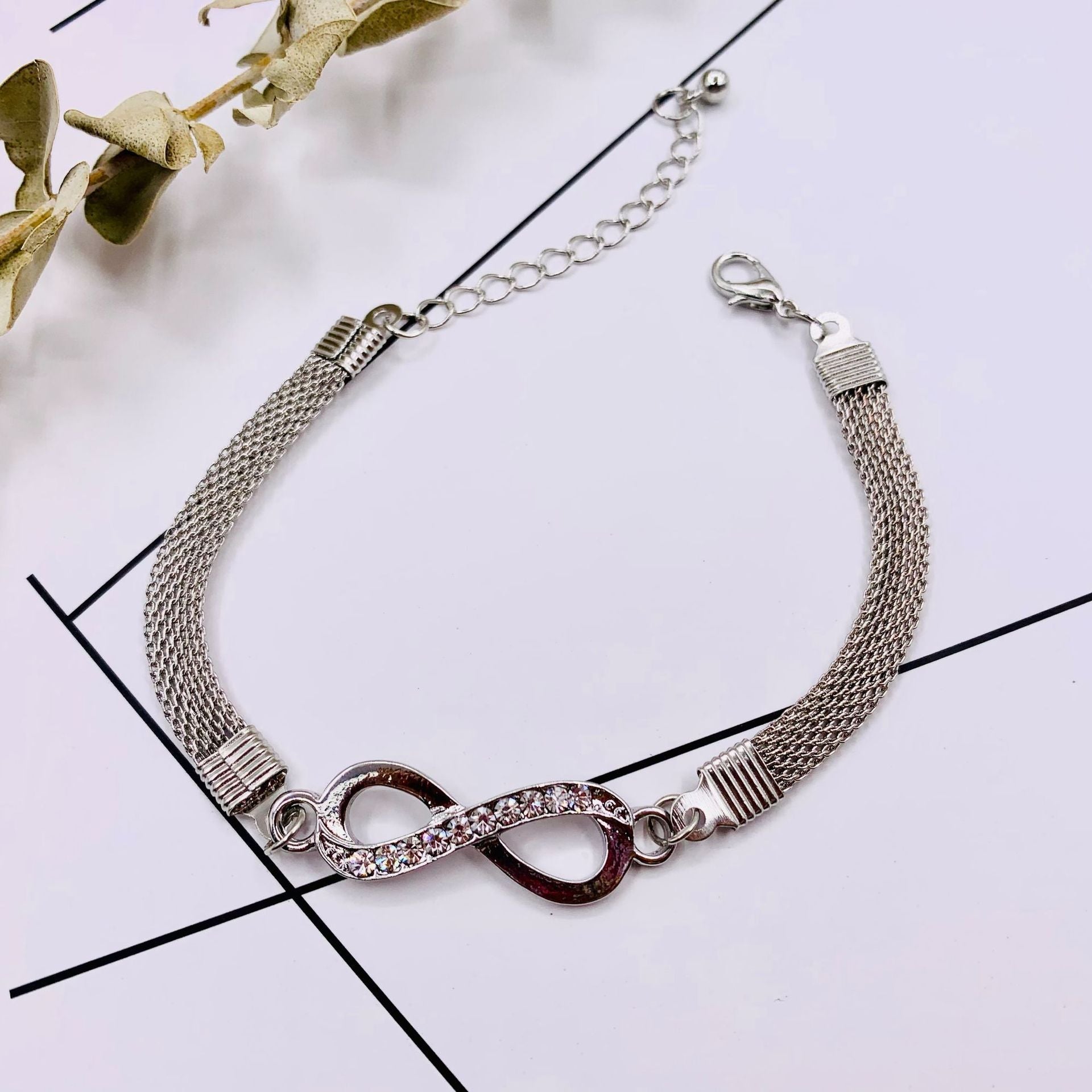 Elegant Infinity Bracelet | Timeless Women's Jewellery