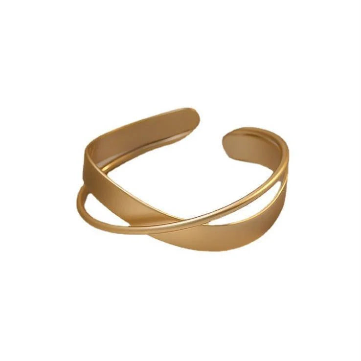 Matte Gold Infinity Bracelet – Elisa