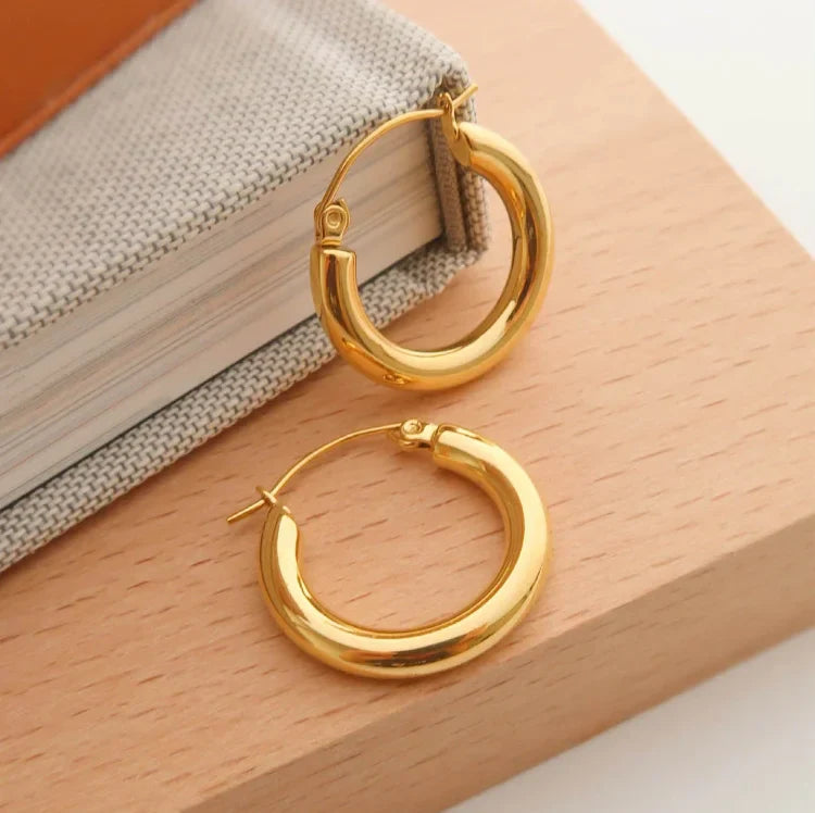 Golden Hoop Earrings - Aurélie