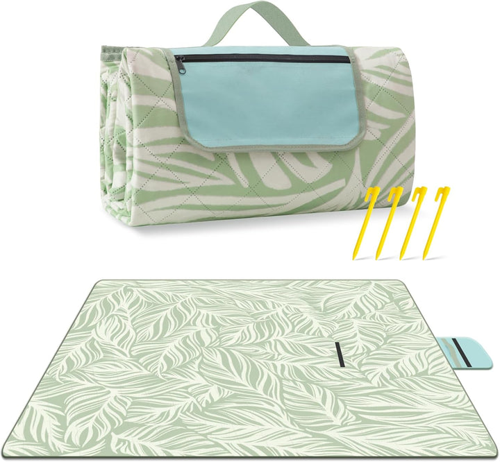 Extra Large Waterproof Picnic Blanket 200 × 200 cm with 3 Layers – MeadowRest