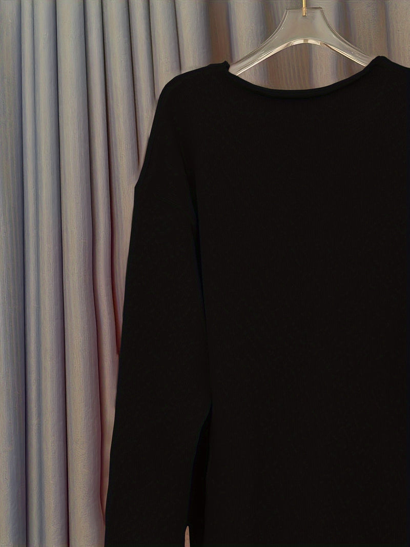 Ladies oversized jumper with V-neck & pattern – Alenia