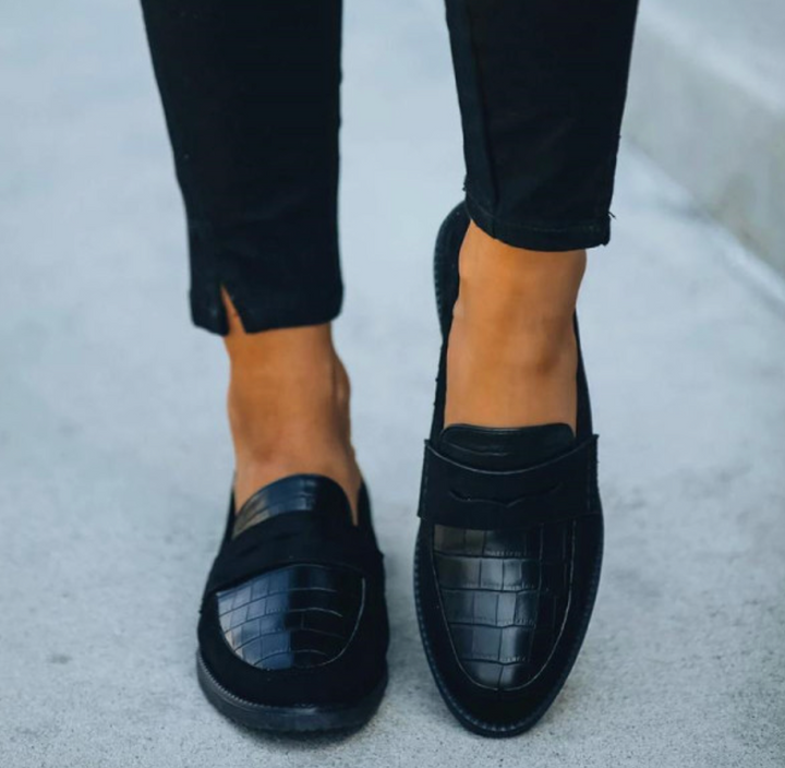 Black Women's Loafers – Elara