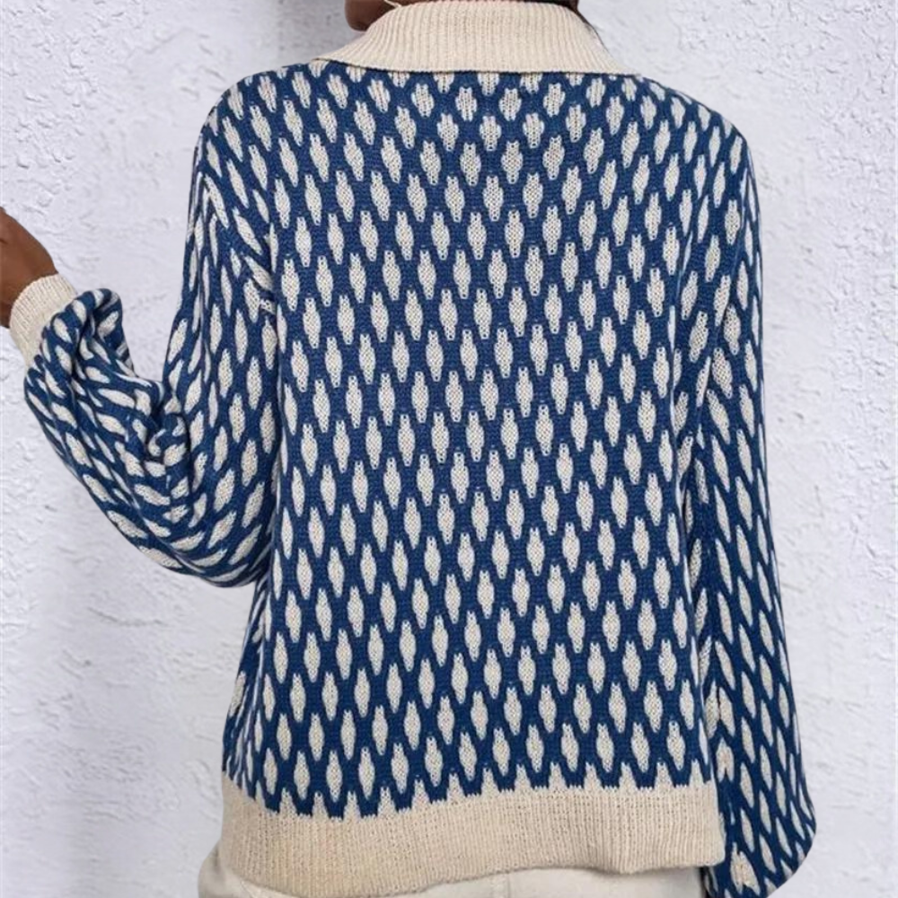 Knitted Women's Sweater with Collar – Solveig