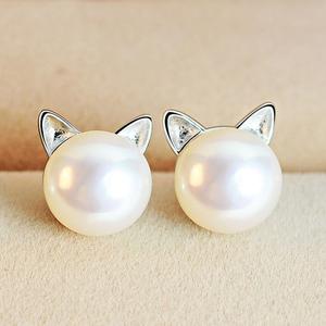 Cute Silver Cat Pearl Earrings - Mila