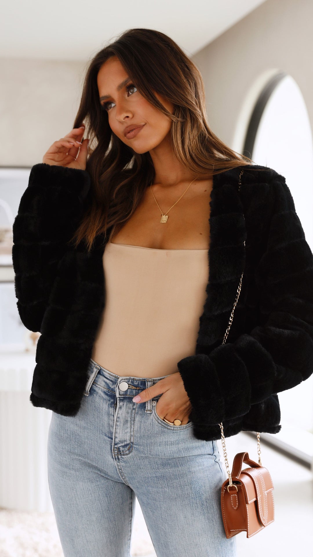 Luxe Women's Crop Jacket - Veloura
