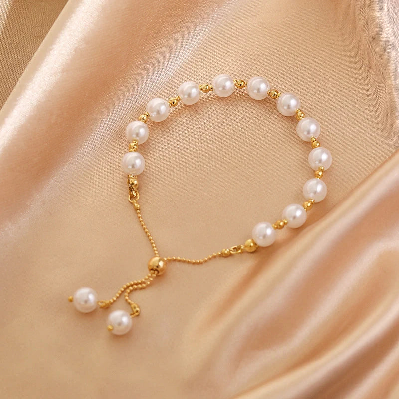 Adjustable Pearl Bracelet | Elegant & Versatile Jewellery