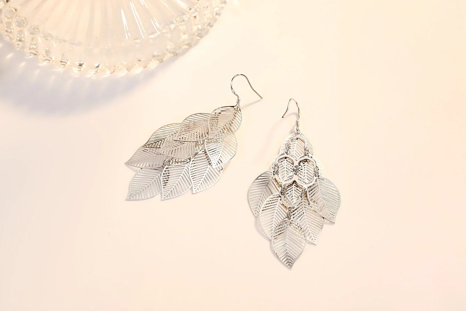 Delicate Layered Earrings With Leaves