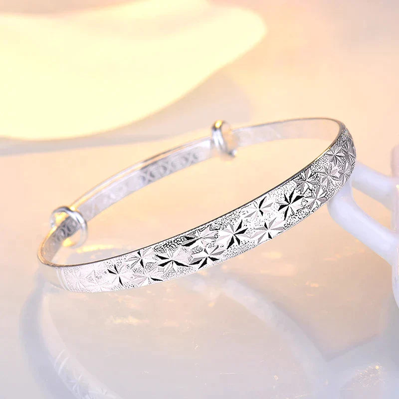 Stunning Star-Shaped Silver Bracelet