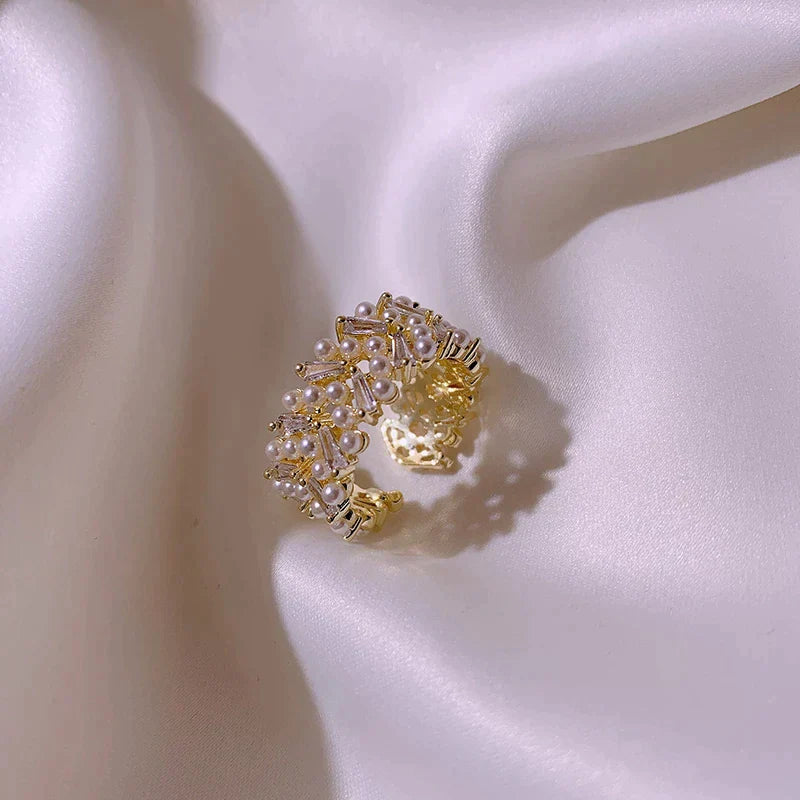 Adjustable Pearl Ring | Elegant Design