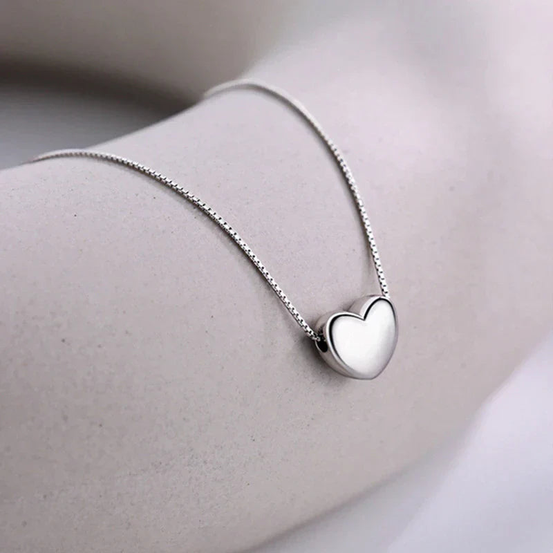 Minimalist Smooth Heart Necklace