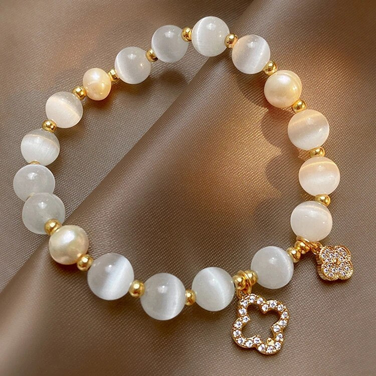 NATURAL CRYSTAL AND PEARL BRACELET