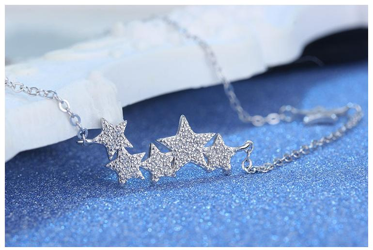 Stunning Silver Star Necklace