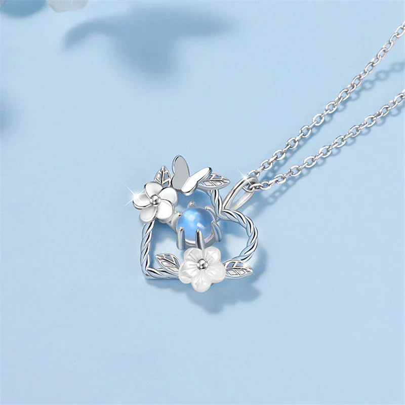 SILVER SEASHELL FLOWER HEART NECKLACE