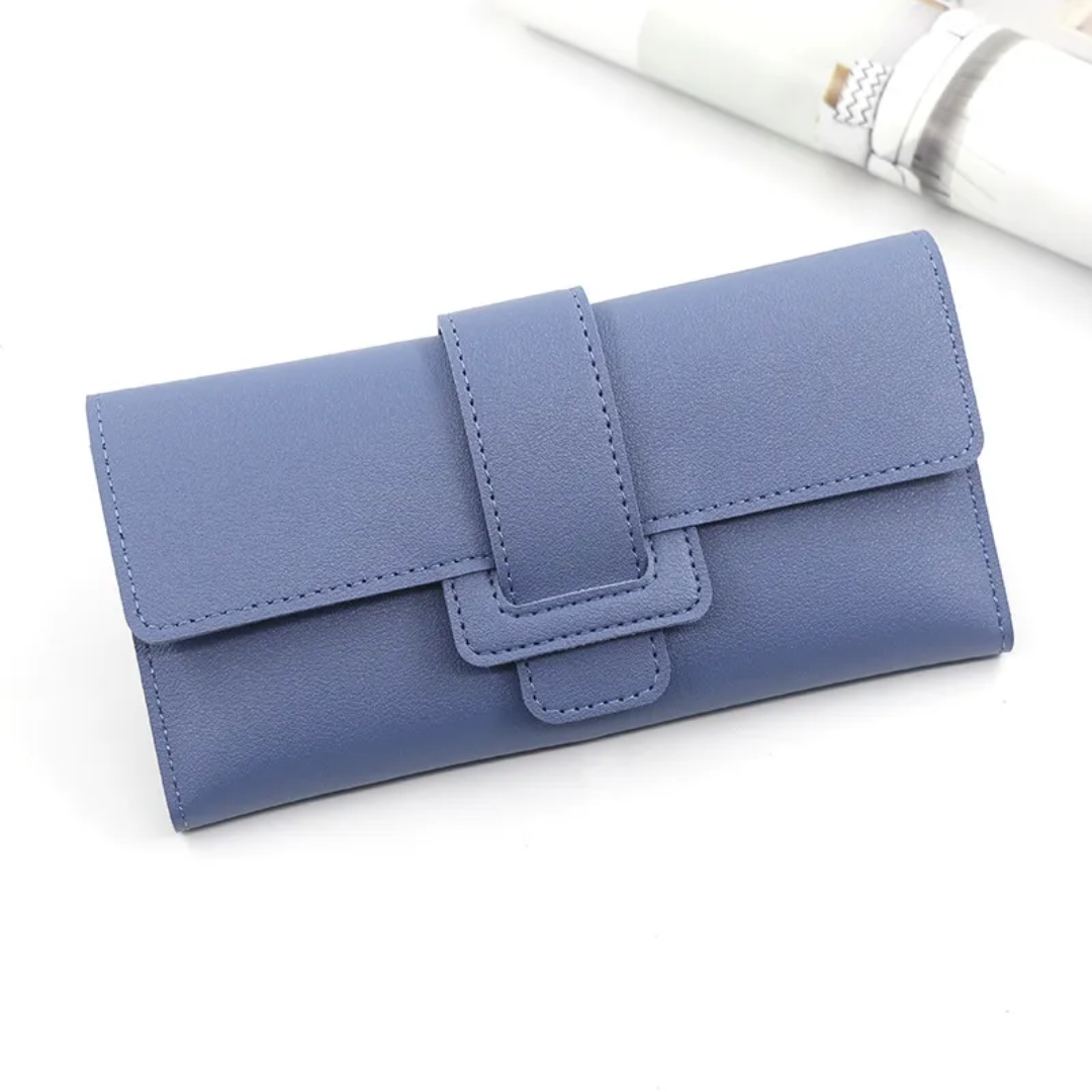 Minimalist Long Leather Wallet – Elegant & Organised Design