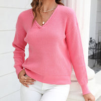 Women's knitted sweater with V-neck in loose fit – Wanfrieda