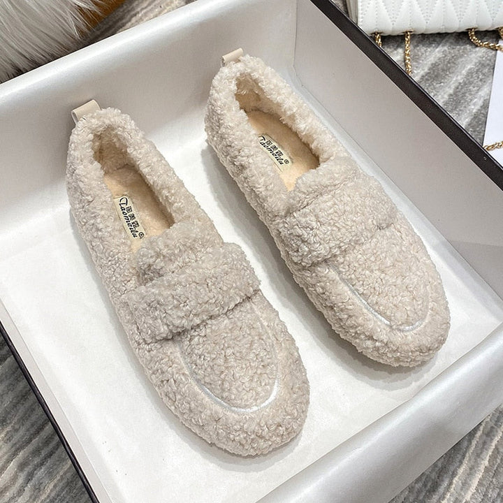 Comfortable women's house slippers – Lina