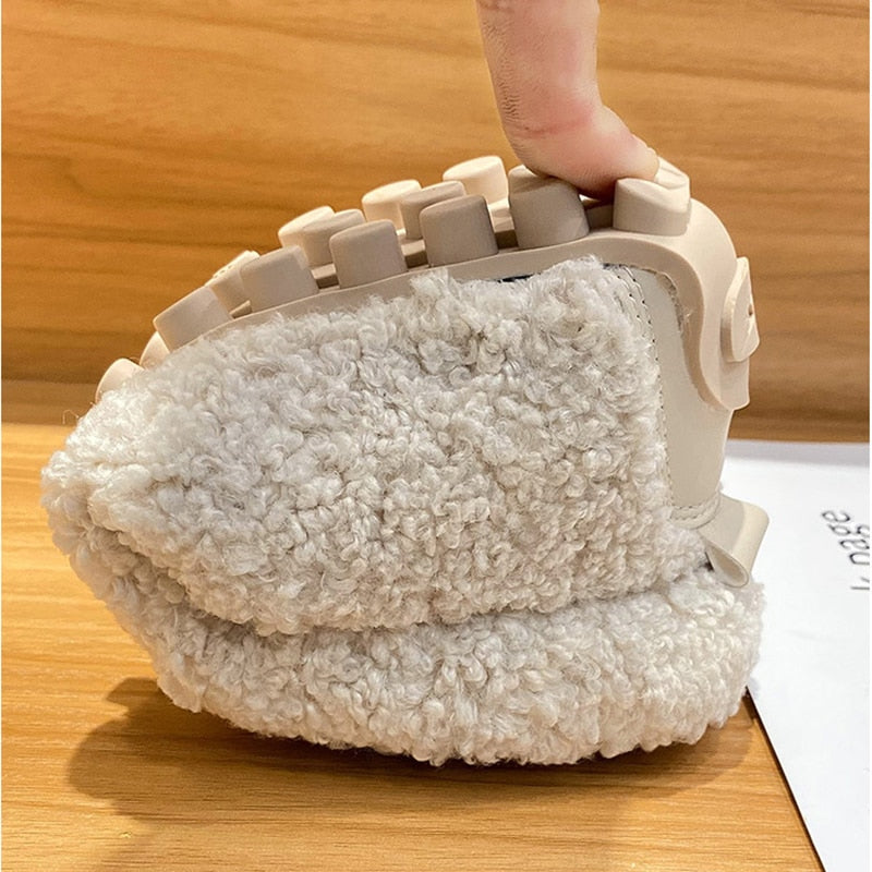 Comfortable women's house slippers – Lina