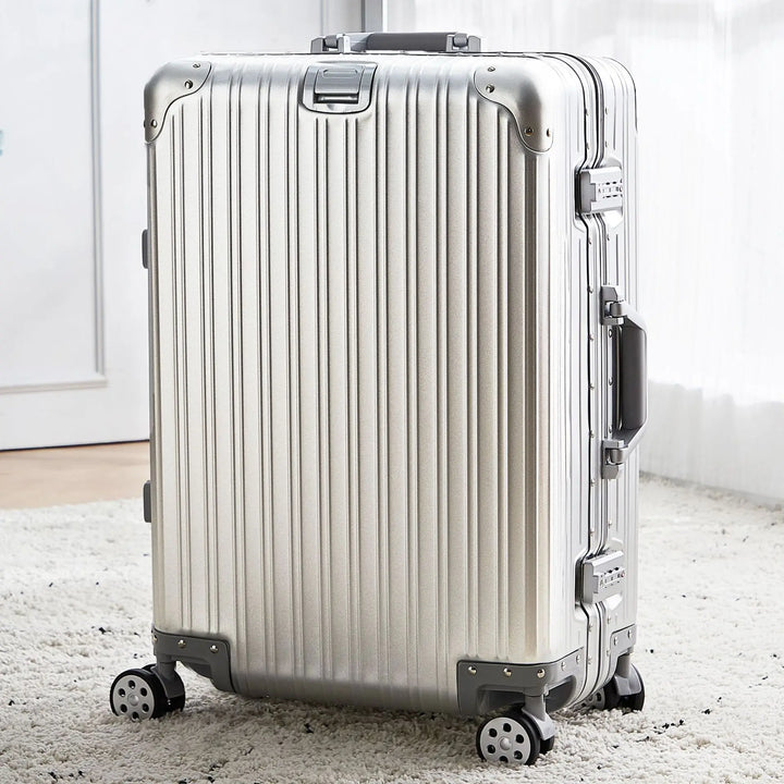 Aluminium-Magnesium Alloy Luggage with Spinner Wheels & TSA Lock