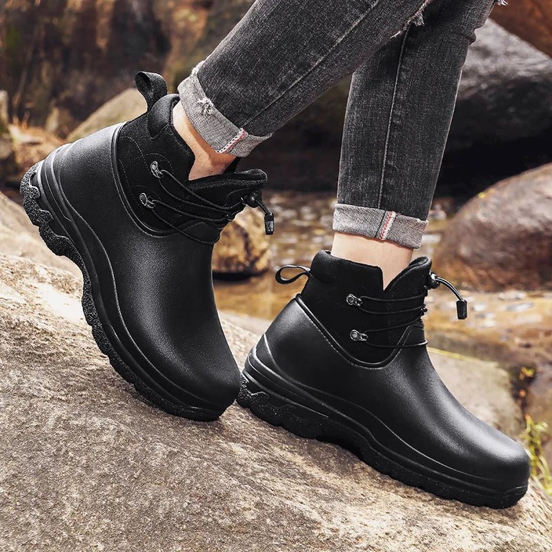 Men's waterproof rain boots with ankle strap & tread sole – Darius