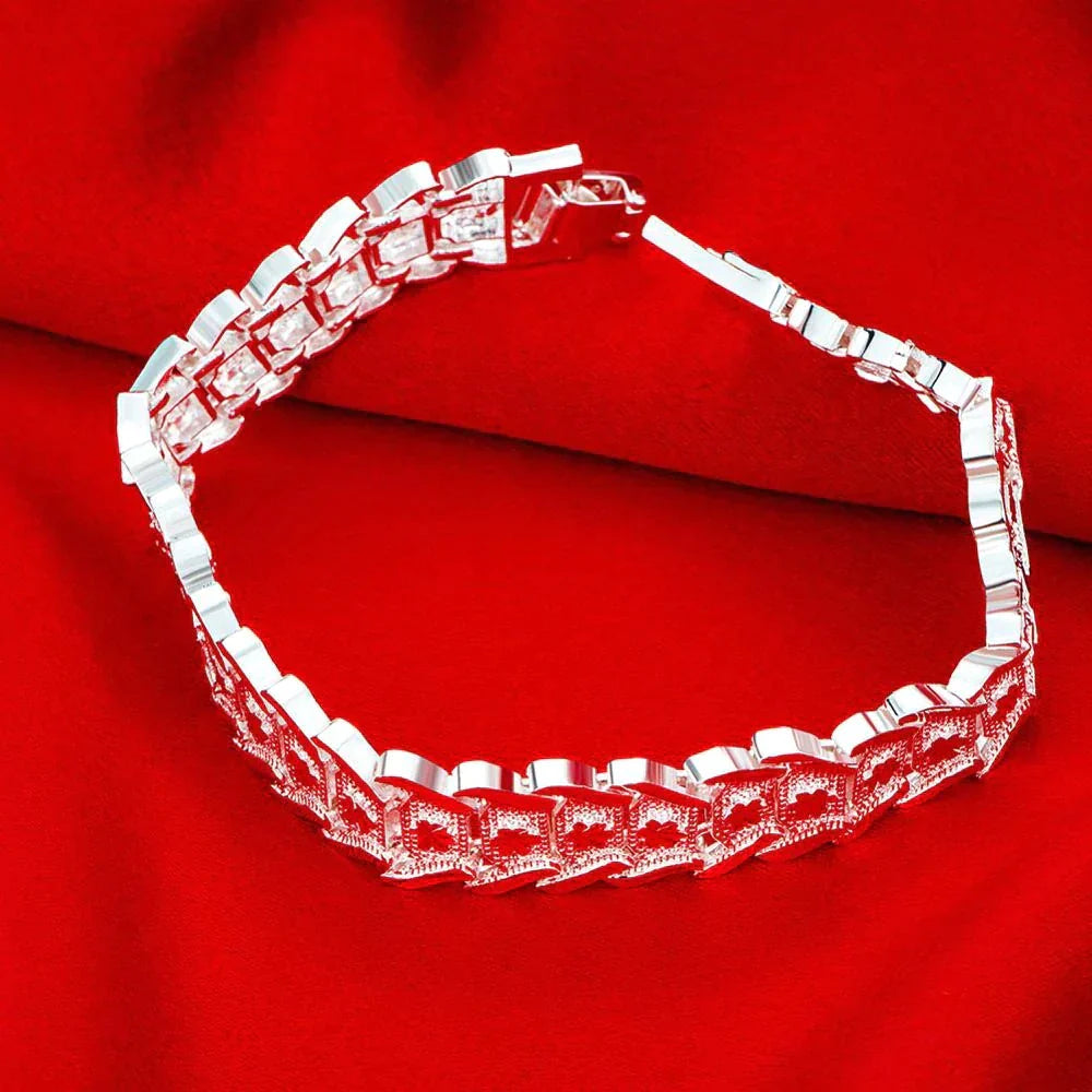 Elegant Shiny Bracelet with Rhinestones