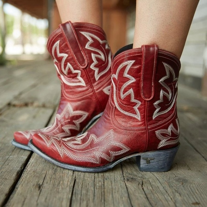 Embroidered cowboy boots made of leather – Dakota autumn edition