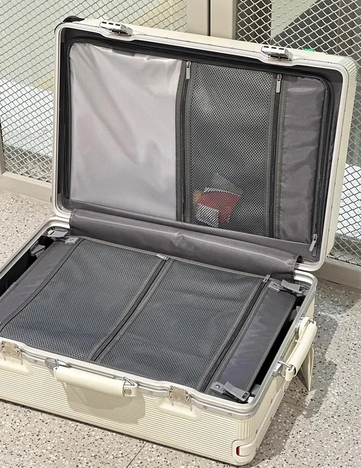 Wide-Handle Aluminium Frame PC Luggage – Lightweight & Durable Travel Case